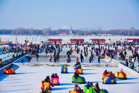 哈尔滨游乐园哈尔滨滑雪背景