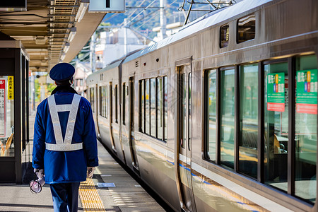 日本车站日本风情嵯峨野高清图片