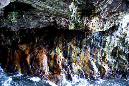 白岩壁三段壁 Sandanbeki cave背景