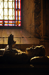著名航海家达伽马也长眠于热罗尼莫斯修道院高清图片
