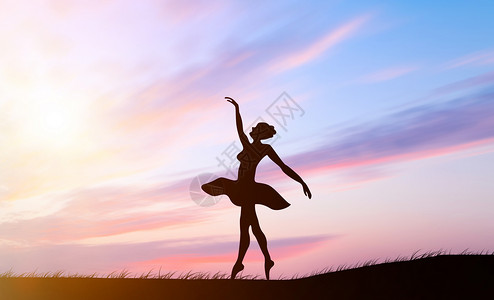热身瑜伽日夕阳下跳舞设计图片