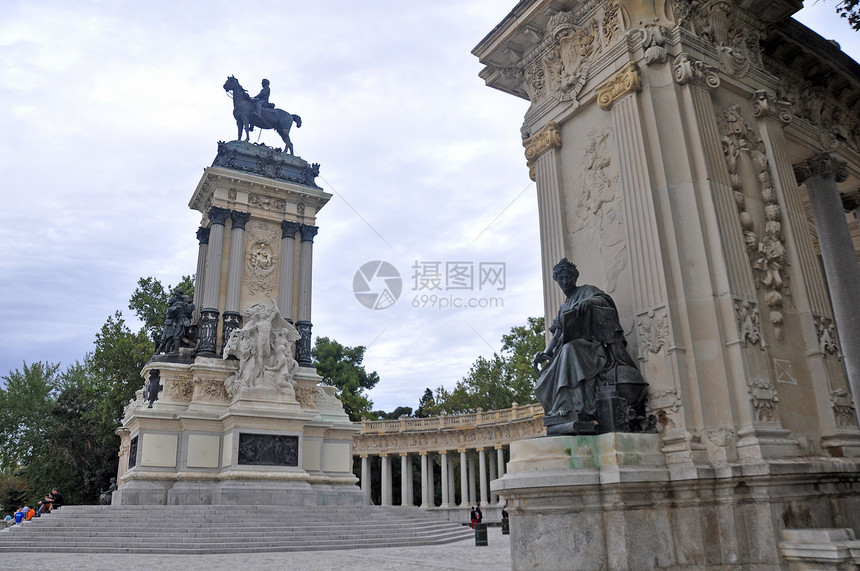 西班牙丽池公园Parque del Retiro图片