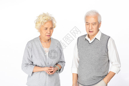 老年夫妻伤心形象高清图片