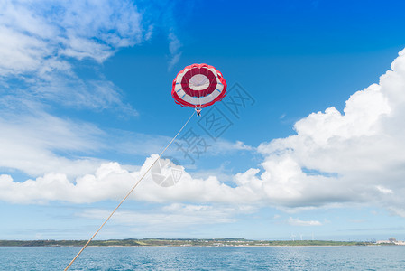水上运动拖曳伞图片