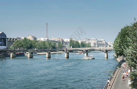 法国巴黎塞纳河畔图片