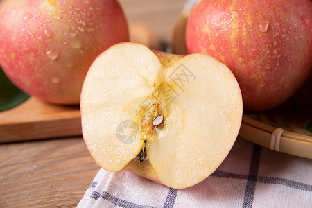 苹果新鲜红富士苹果高清图片