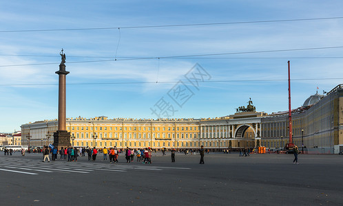 圣彼得堡冬宫广场全景图背景图片