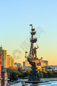 莫斯科河上的胜利纪念碑图片