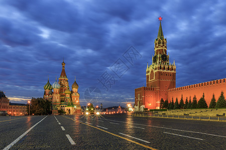 莫斯科著名旅游景点红场克里姆林宫夜景高清图片