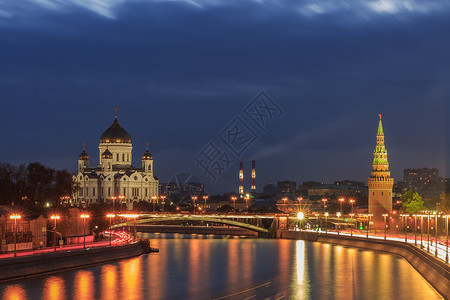 克里姆林宫塔莫斯科河上的建筑风光背景