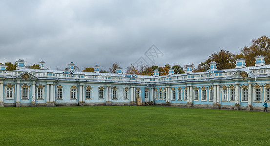 宫古蓝圣彼得堡叶卡捷琳娜宫外观背景