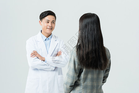 医生和病人交流图片