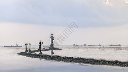 冬季浪水上海吴淞口航标灯背景