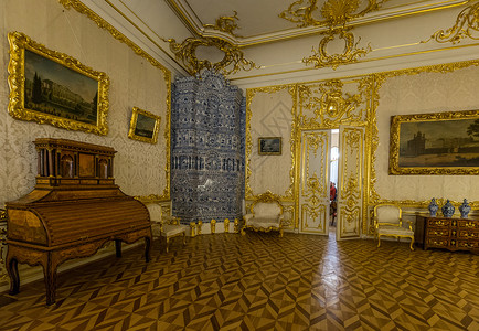 钢琴历史素材圣彼得堡叶卡捷琳娜宫金碧辉煌的接待大厅背景