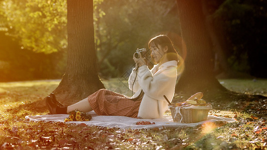 秋天的人物摄影文艺清新美女拍照背景