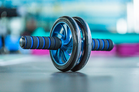 健身腹肌轮锻炼运动轮高清图片