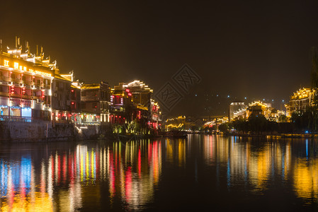 贵州镇远古城夜景背景图片