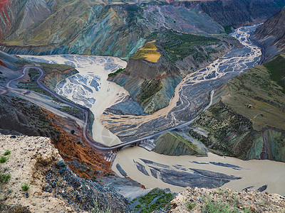 新疆安集海大峡谷黑白照背景
