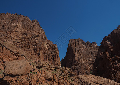 维利亚新疆天山大峡谷背景