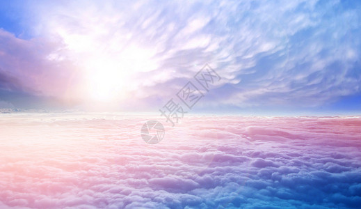 山顶黄昏云端设计图片