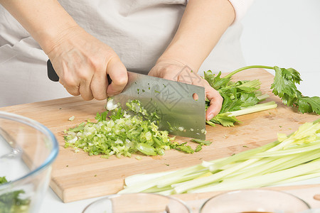 切菜准备食材高清图片