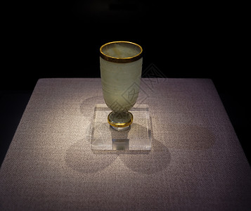 西安博物馆唐高脚玛瑙玉杯图片