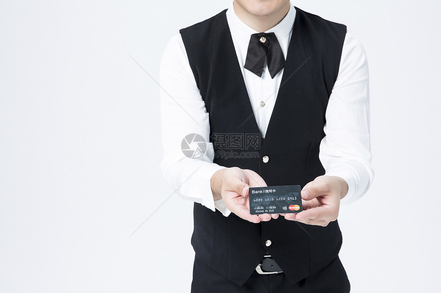 男性服务员服务刷卡图片