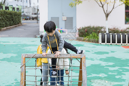 幼儿园素材网幼儿园户外儿童素质拓展背景