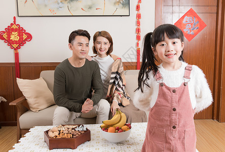 春节一家人团聚背景图片
