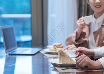 咖啡厅喝下午茶背景图片