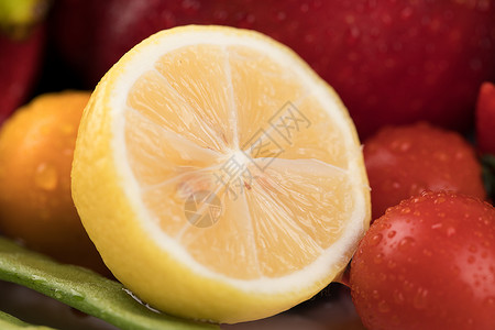 柠檬泡水维c新鲜柠檬切片高清图片