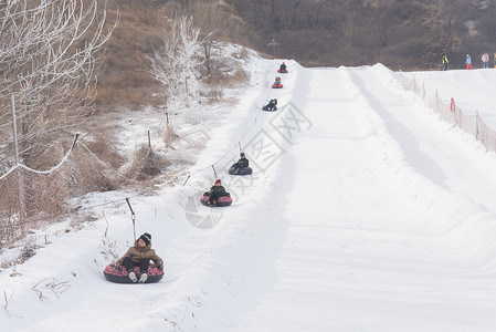 冬季尚新天津盘山滑雪场背景