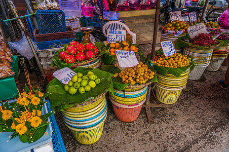 泰国街边水果摊背景图片