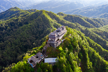 腾冲云峰山背景