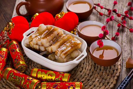 美食红糖糍粑春节煮好等待食用的糍粑背景