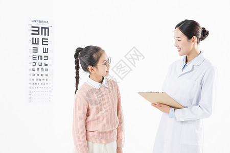 视力保护女孩和医生图片
