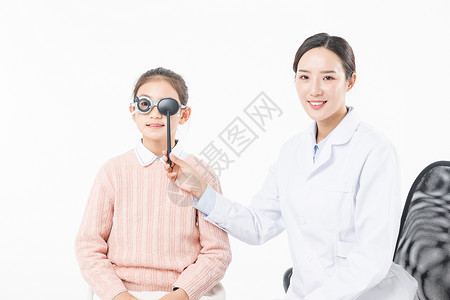 试镜医生给女生视力检测背景