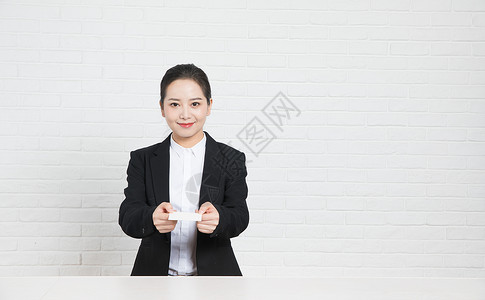 订餐名片商务女性前台递名片背景