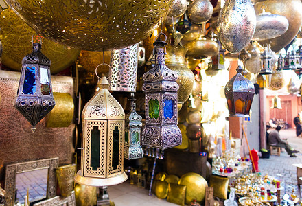 北非摩洛哥手工艺灯饰背景图片