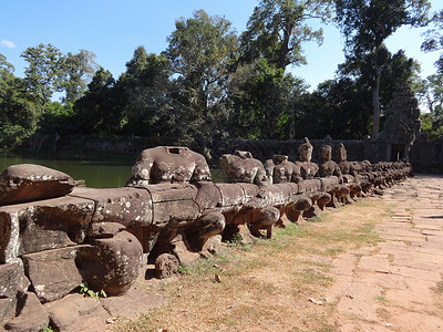 动物王国柬埔寨吴哥窟卫士石像背景