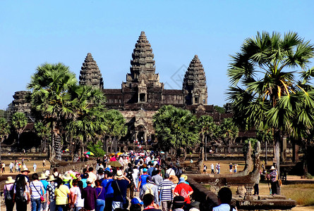 柬埔寨文化人山人海的柬埔寨吴哥窟背景