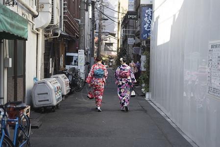 日本街日本东京和服少女背景