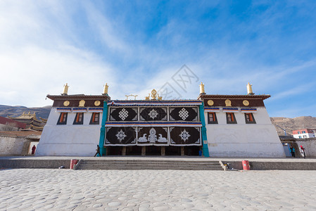 青海隆务寺冬季黄南州高清图片