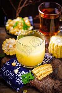 鲜榨玉米汁背景图片