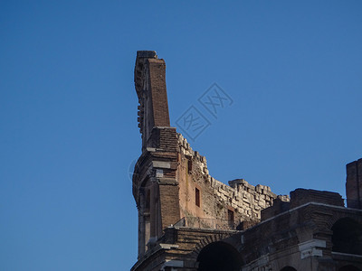 罗马斗兽场建筑一角背景图片