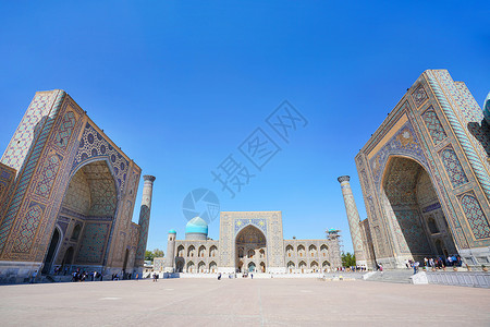 宣礼塔乌兹别克斯坦撒马尔罕雷吉斯坦广场清真寺背景
