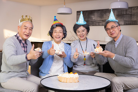 聚会过生日的老年人背景图片