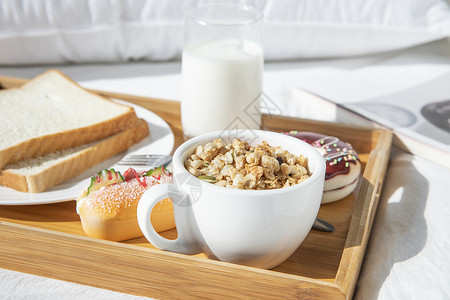健康早餐水果牛奶早餐高清图片
