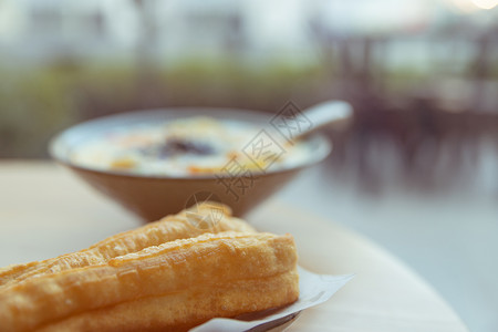 早餐油条和豆花背景图片