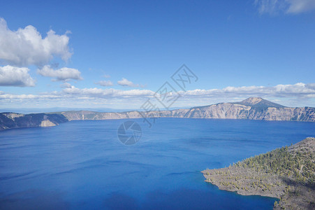 美国火山湖国家公园高清图片